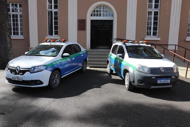 Patrulha Patrimonial de Rio Negro recebe novo veículo para reforçar o trabalho de vigilância